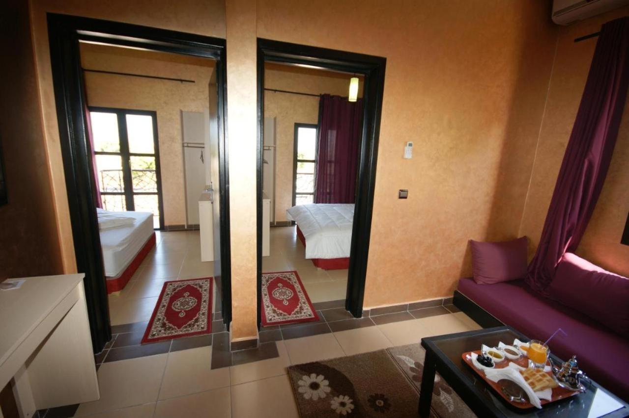 Hotel Inou โอรีร์ ภายนอก รูปภาพ