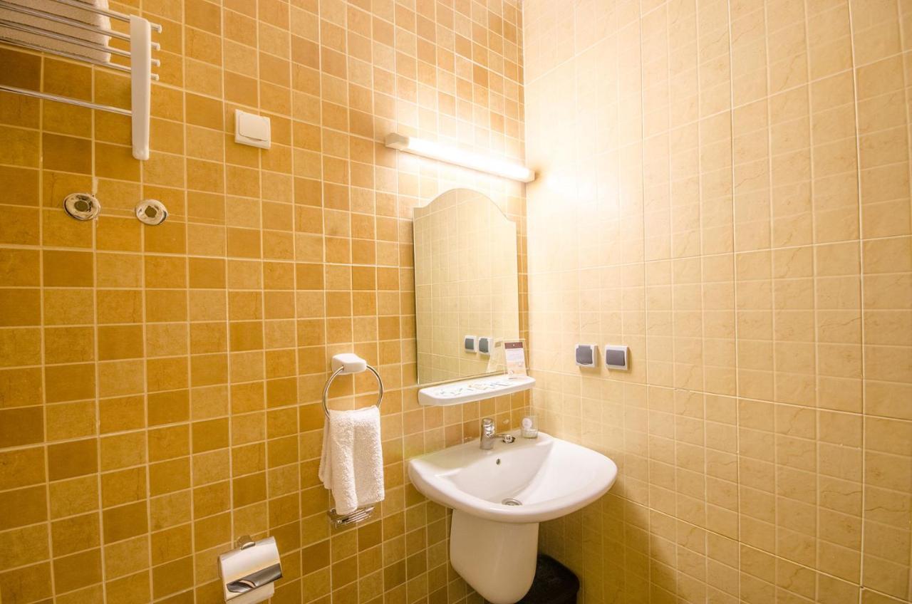 Hotel Inou โอรีร์ ภายนอก รูปภาพ