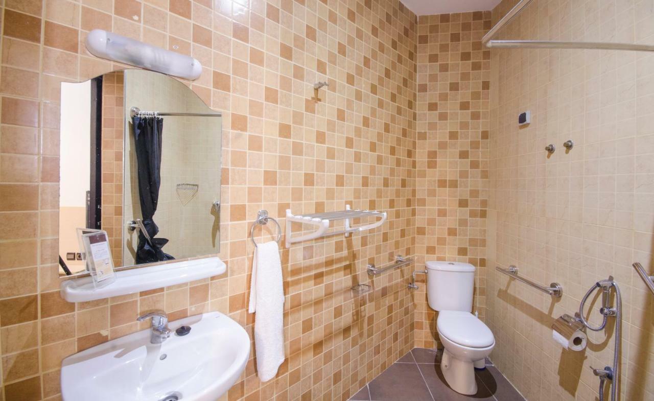 Hotel Inou โอรีร์ ภายนอก รูปภาพ